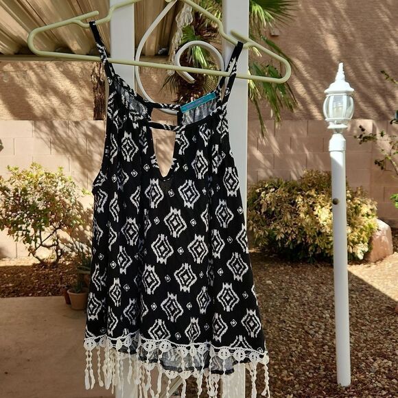 Julie's Closet women's large black white fringed boho spaghetti strap cr… - Picture 1 of 6